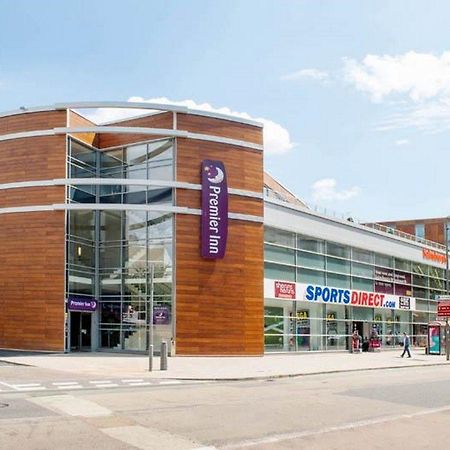 Premier Inn London Wandsworth Eksteriør billede