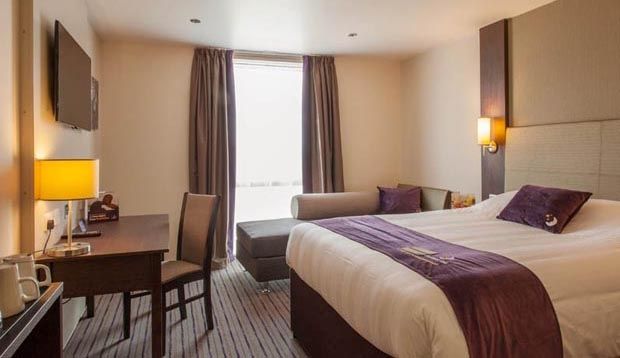 Premier Inn London Wandsworth Eksteriør billede